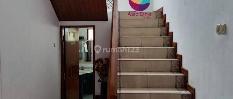 Rumah hook 2 lantai di pesona kahayangan depok 1