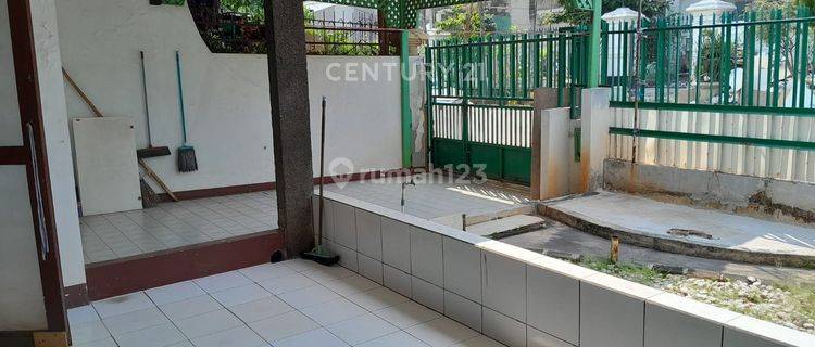 Rumah Tinggal Dekat Rumah Sakit Di Pulomas S8347 1