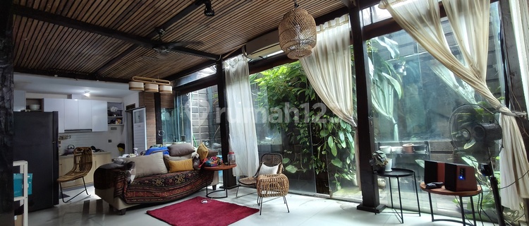 Ready-to-Occupy Bali Villa Design House in Cipinang, East Jakarta S8663 1