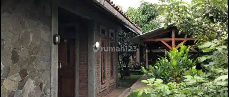 Rumah di Sayap Buahbatu, Bandung Lokasi Strategis 1