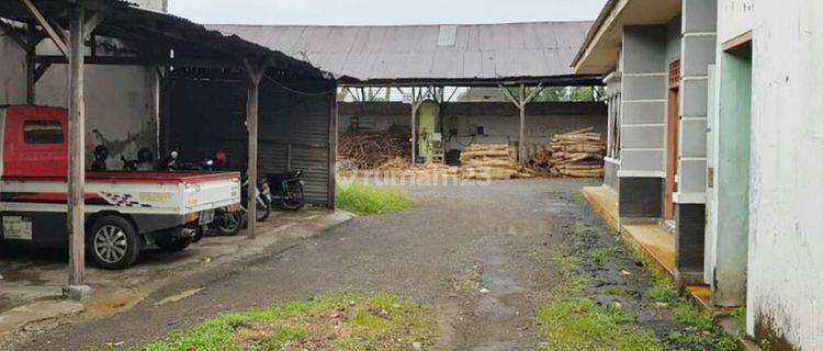 Pabrik Kayu di Pasuruan 1