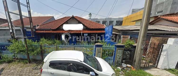 FOR RENT / FOR SALE SHOPHOUSE IN SUMEDANG, GATOT MANGKUPRAJA STREET 1