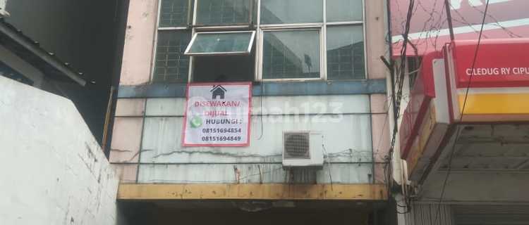FOR RENT / FOR SALE SHOPHOUSE IN CIPULIR, JL CILEDUG RAYA NEXT TO METRO KEBAYORAN 1