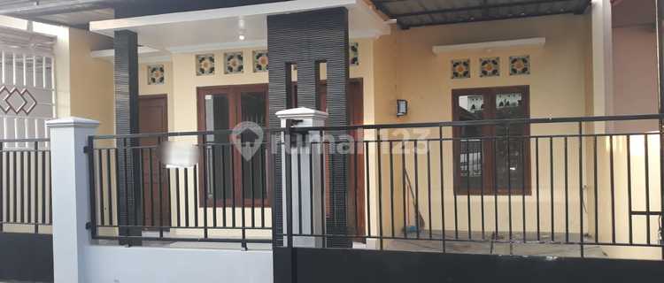 Rumah Tinggal Keluarga Dlm Klaster Dekat Ambarukmo Plaza  1