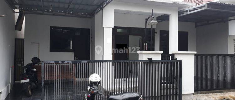 Rumah Siap Huni Dekat Sekolah Olifant Dan Atmajaya Demangan Jogja 1
