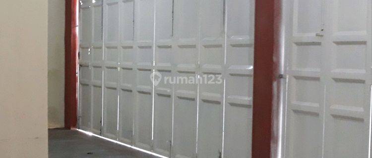 Ruang Usaha Strategis Cocok Apasaja Dekat Jalan Tamansiswa 1