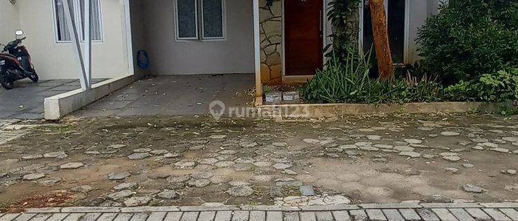 Rumah Dalam Cluster Dengan 2 Kamar Tidur Aman Tidak Banjir 1