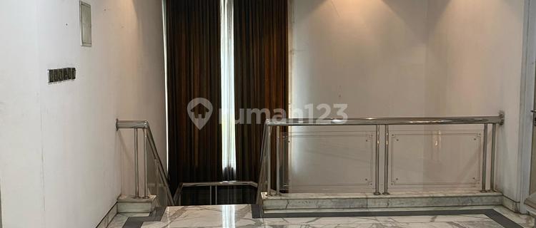 For Rent Taman Kebon Jeruk Intercon Large House West Jakarta 1
