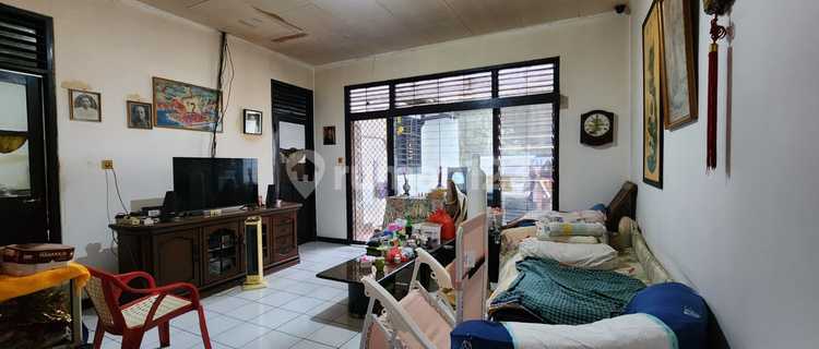 Rumah Kebayoran Lama Lt 300m2 Cocok Untuk Kostan di Belakang Gancit Jaksel 1