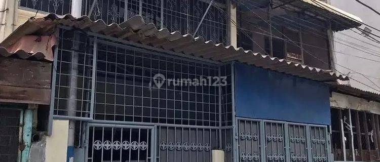 Di Jual Rumah 3 Lantai Di Tambora, Jakarta Barat  1