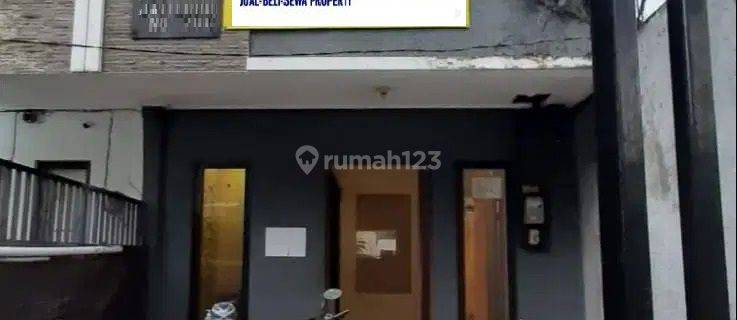 Di Jual Ruko 3 Lantai Lokasi Strategis di Benhill, Tanah Abang, Jakarta Pusat 1