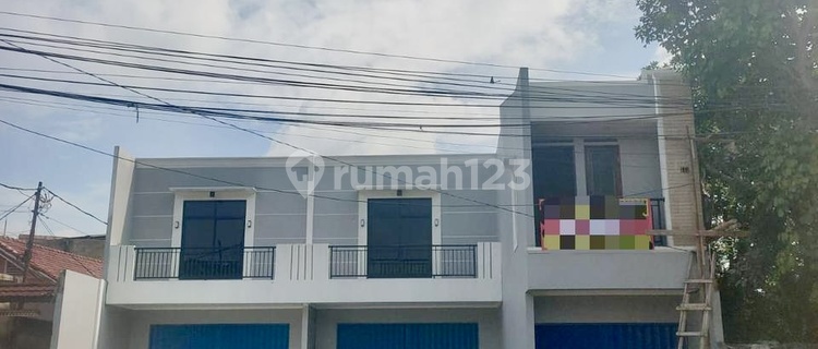 For Rent: 2-Story Shop House in Strategic Location, Sawangan, Depok 1