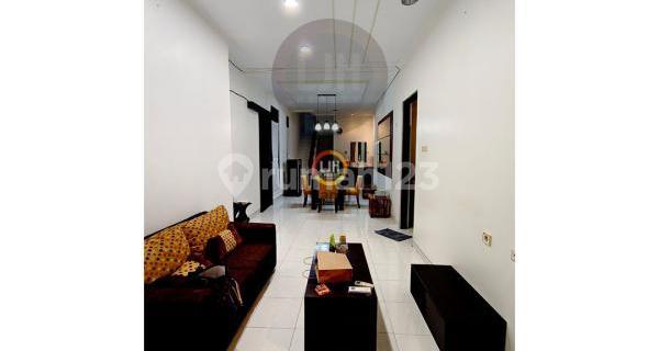 For Sale or Rent House in Pleburan Tengah, Semarang. Rental price IDR 110 million/year. 1