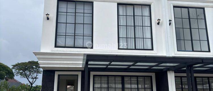 Rumah Baru Dengan Facade Modern Look, Termurah Area Puri Jakarta Barat 1