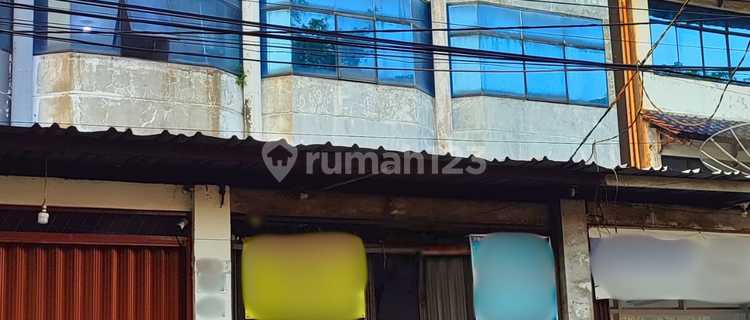 ruko jembatan lima jalan selalu ramai karena jalan alternatif 1