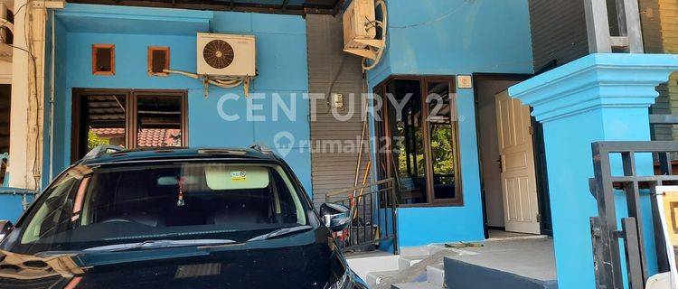 Rumah 1 1/2 Lantai Siap Huni Lokasi Strategis Di Cibinong 1