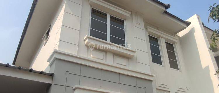 Rumah Bagus 2 Lantai Rapi Siap Huni Dekat Penabur 1