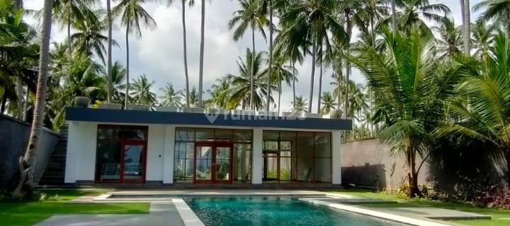 For Sale Luxury Beachfront Villa,beautiful Environment In Tabanan 1