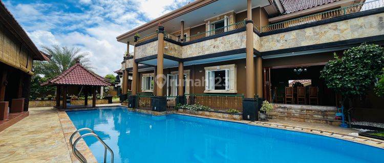 Exclusive Antique style House For Sale In West Denpasar 1