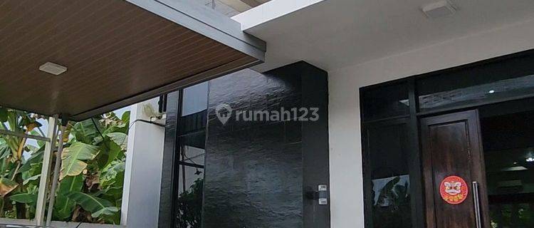 Rumah Sewa Mewah Perdana Full Furnished & Interior 1