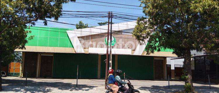 GEDUNG MASIH BEROPERASI, SIAP USAHA, JALAN RAYA GODEAN, AREA BERKEMBANG DI JOGJA BARAT 1