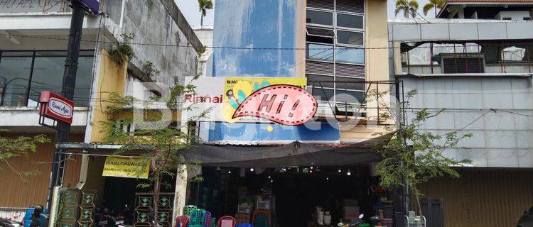 RUKO 3 LANTAI PUSAT KOTA MALIOBORO PASAR BERINGHARJO 1