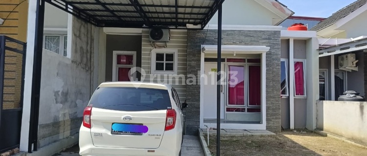 Rumah Cantik Di Regency 1