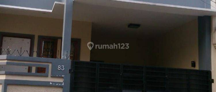 Rumah Minimalis 2 lantai 1