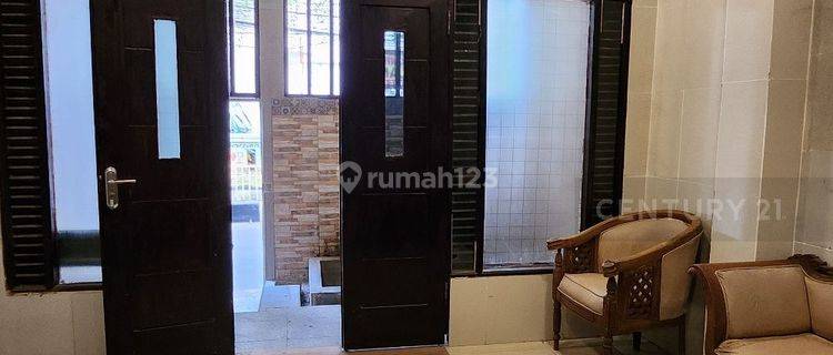 Disewa Rumah 3 Lantai Siap Huni Area Karet Jakarta Selatan 1