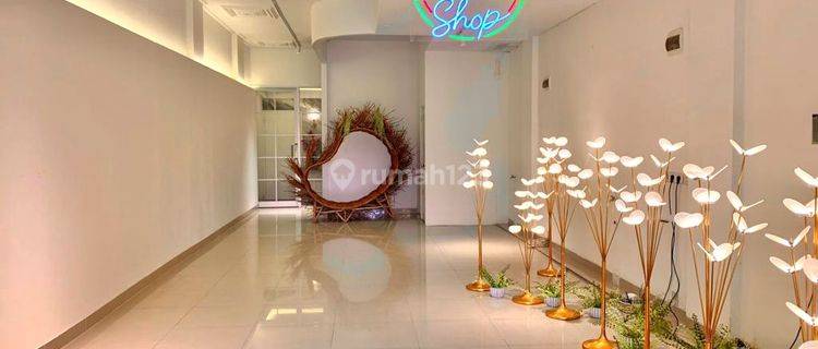 Dijual Ruko Parisian 4 Lantai Siap Pakai Bintaro Tangerang Selatan 1