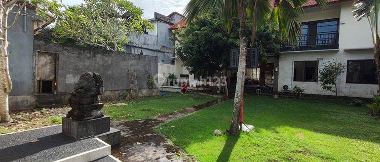 Semi Villa House With Large Yard In Jimbaran Bawah 1