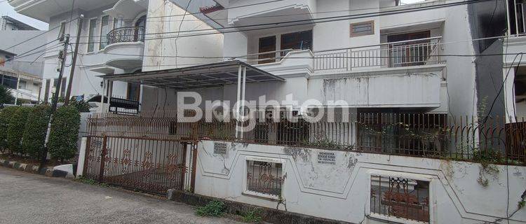 RUMAH LUAS KOMPLEKS GREENVILLE JAKARTA BARAT 1