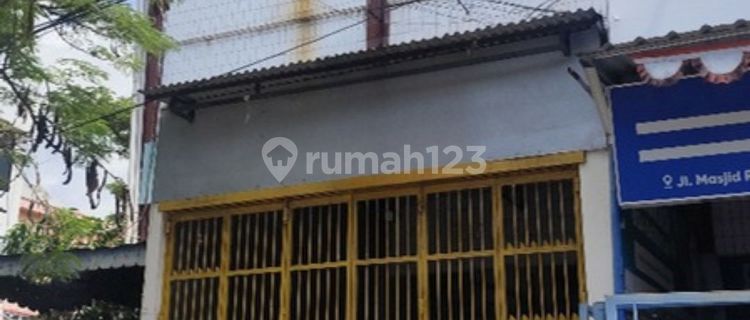 For Rent 3-Story Shop House on Grand Mosque Road Axis Near Terong Market, Viewing Available 1