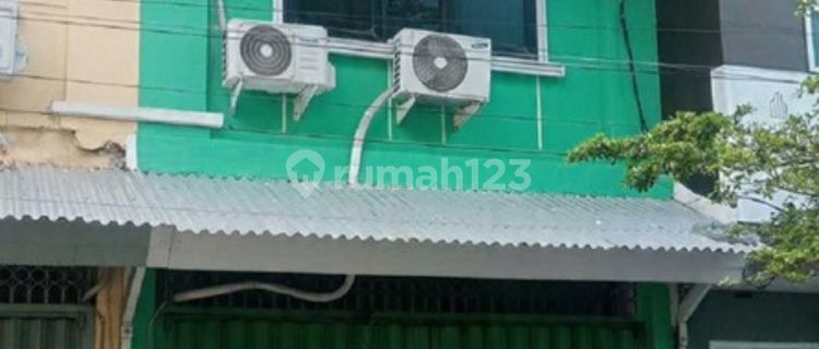 For Sale 2-Story Shop House in New Zamrud Complex, Strategic Location 850 Million IDR 1