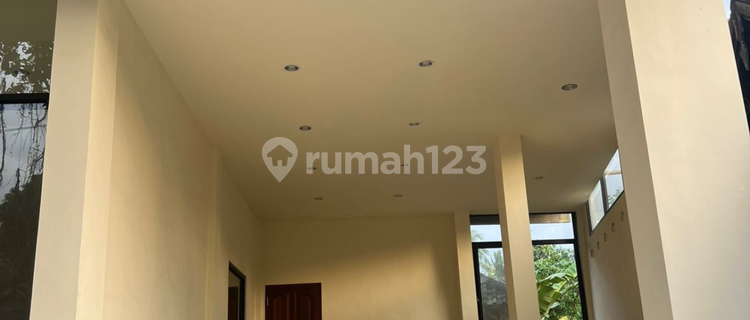 Central Ubud Shop House Affordable Price Busy Location 1