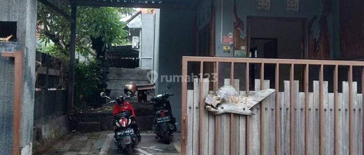 RUMAH DALAM KOMPLEK ELITE SIAP HUNI HARGA MURAH  1