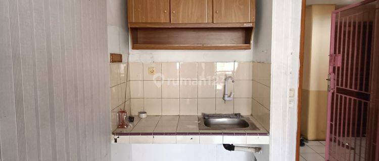 Dijual Apartemen 2 BR di Apartemen Permata Surya, Taman Surya 1