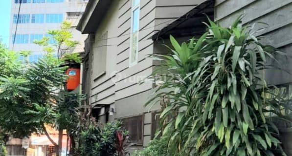 Rumah di Pintu Air
Rumah Kost
Jakarta Pusat 2 Lantai SHM. FULL KAMAR KOST 1