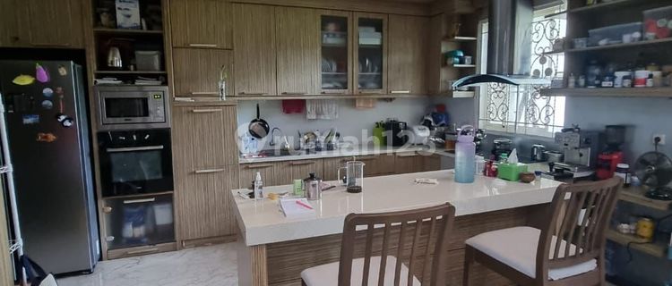 Rumah 2½ Posisi di Jalan Boulevard. 2½ Lantai. Bgm Pik 1 Jakarta Utara 1