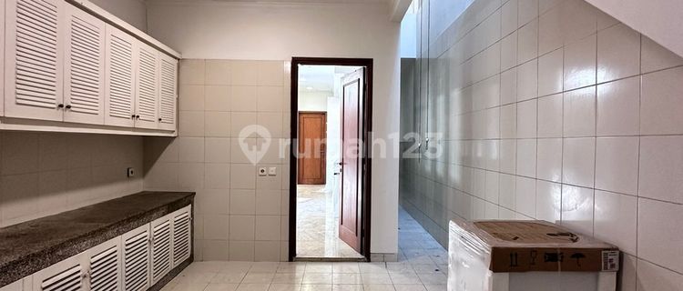 Brand New Renovated House on Jalan Duta
Pondok Indah
South Jakarta 1