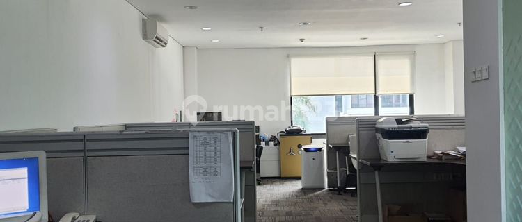 Price Below NJOP..... .6-Storey Shophouse in a Prime Location. 6th Floor Rooftop. Highly Strategic Location. 1