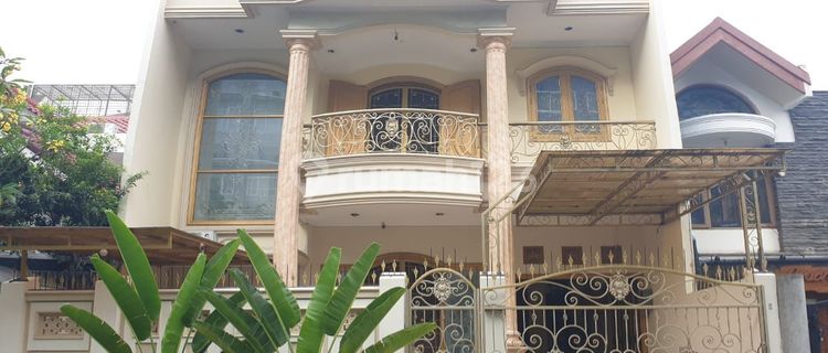 Rumah Di Permata Buana . Rumah Rapih Dan Terawat 1