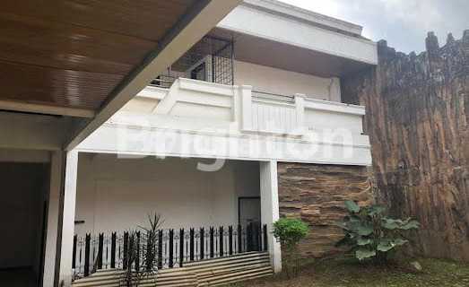 Disewakan Rumah Besar Poros Jalan Semeru  1