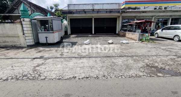 Commercial Shop House + Large Land | Main Corridor Turen 1