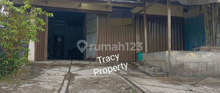 Shop House on Tugu Main Road 1