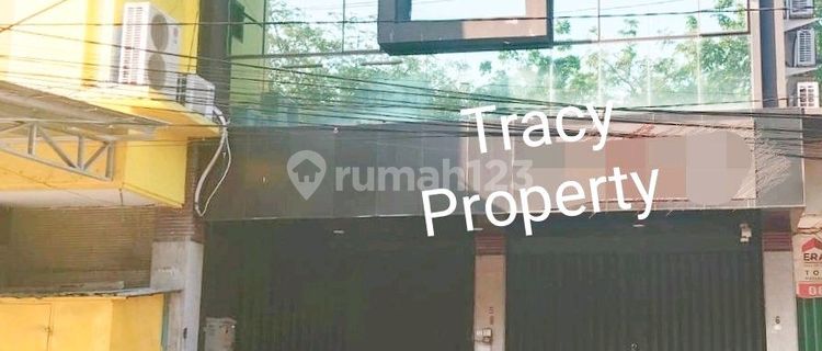 2 Ruko Jadi 1 Tanpa Sekat Di Dr Cipto, Semarang  1