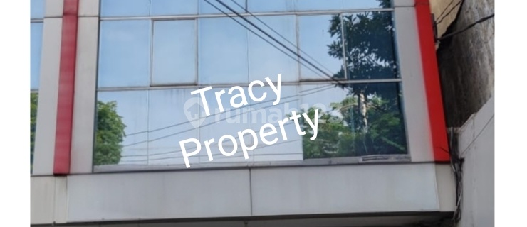 Ready-to-Use Shophouse in Sriwijaya 1