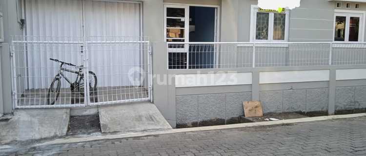 Rumah Sewa Tengah Kota 1