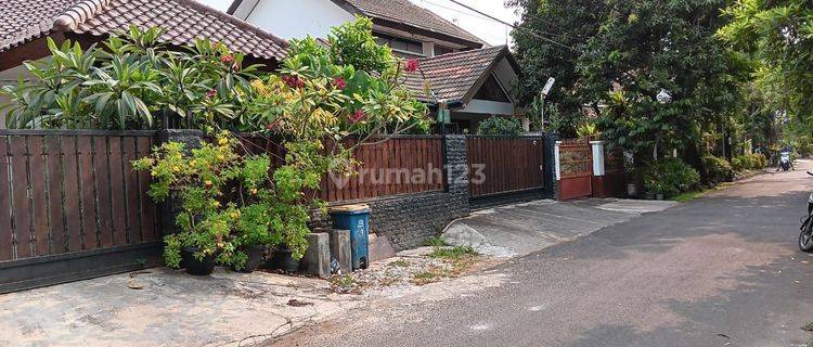 Rumah nyaman Kav DKI Duren Sawit 1