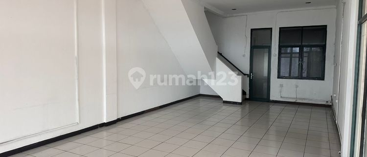 2-Story Shop House in Kota Baru Parahyangan! Ready for Business, Maximum Profit. 1